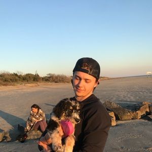 Meet your Posher, Benjamin